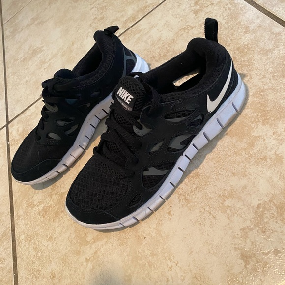 In very good condition Nike free runs - Picture 2 of 4